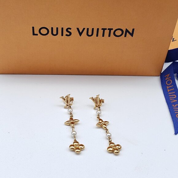 Louis Vuitton Metal Pearl Louisa Drop Earrings in gold-tone metal w/faux pearl - Picture 2 of 12